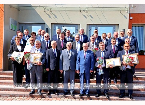 В числе победителей областного конкурса «Лучший руководитель» в сфере АПК — Руслан Иванович Чиботарь